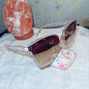 Beautiful sunglasses, different colors